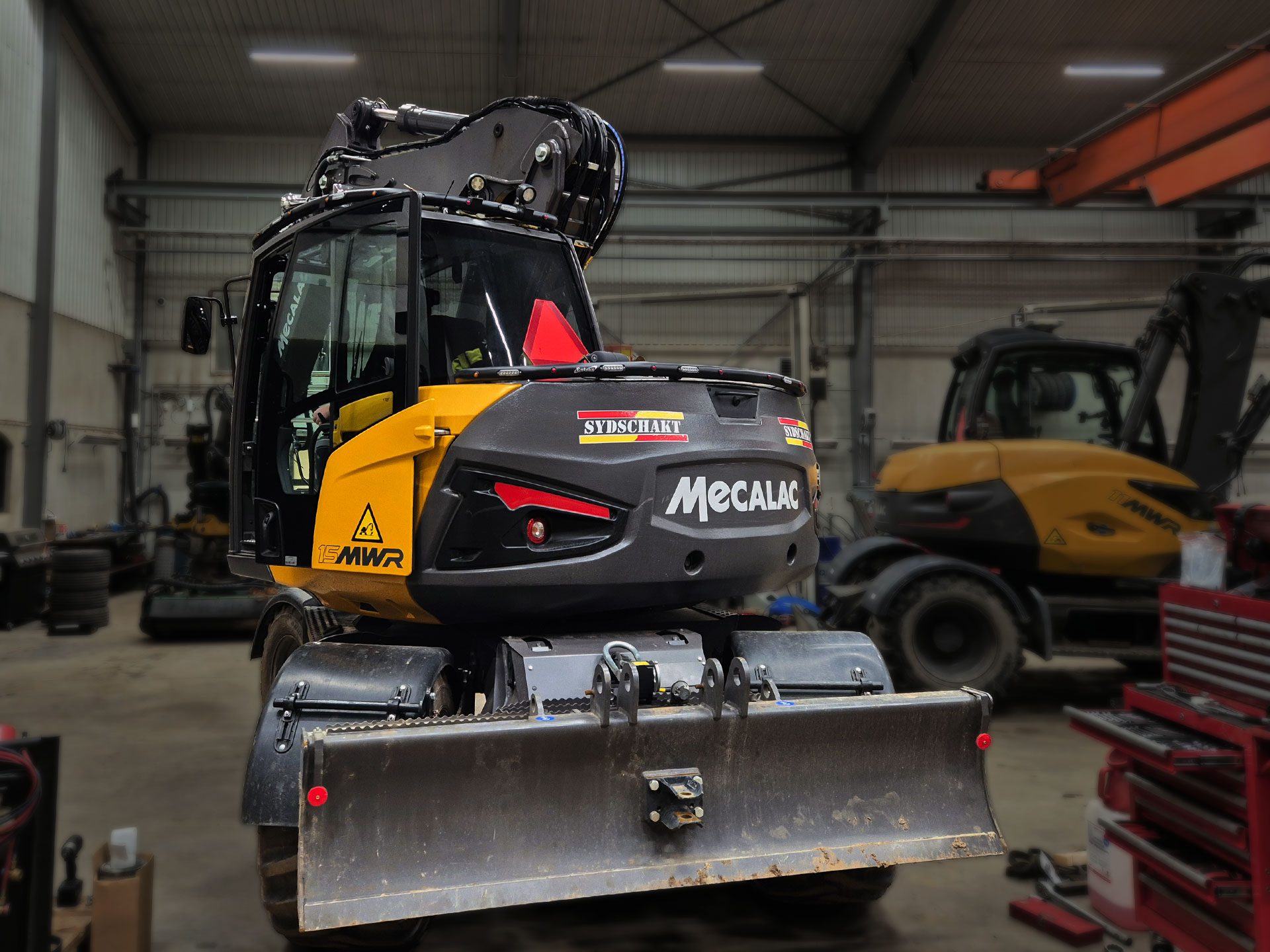 Motviktsbåge Mecalac 9MWR