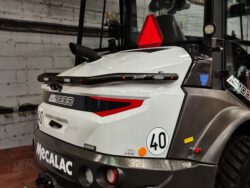 Huvbåge Mecalac AS1000