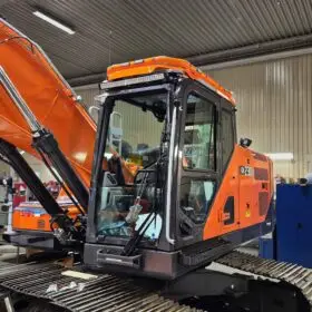 entrax-takbåge-develon-dx230lc-9-cx260lc9-01 Takbåge Develon DX230LC-9 - DX260LC-9