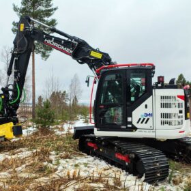 Motviktsbåge Hidromek HMK 145 LCSR-5