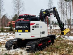 Motviktsbåge Hidromek HMK 145 LCSR-5